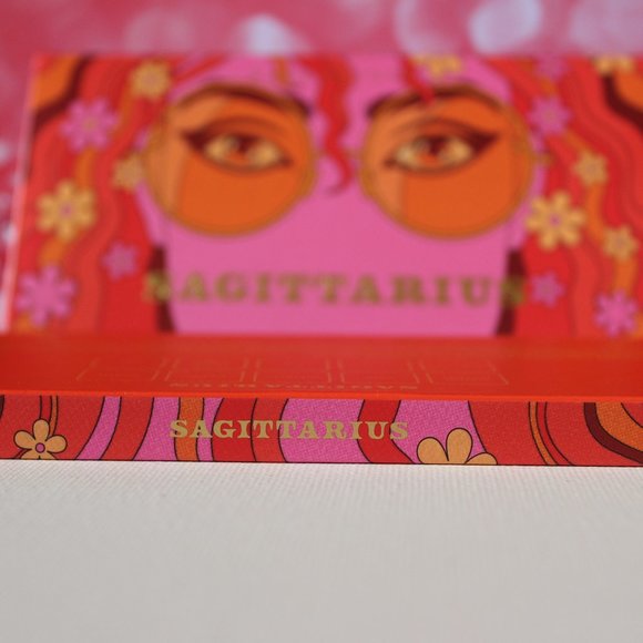 REVOLUTION | Sagittarius Horoscope | Eyeshadow Palette - Picture 5 of 8